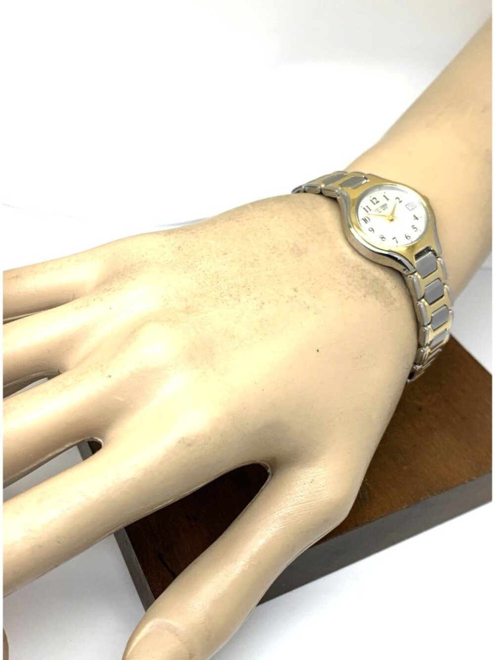 Citizen Womens Watch EU2254-51A Quartz Silver Dial Two Tone Stainless Steel 23mm - Picture 5 of 14